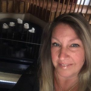 Meet your Posher, Teresa